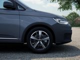 VW Caddy California NFZ Caddy California 5-Sitzer Motor: 1,5 l TSI EU6 85 kW Getriebe: 7-Gang-Doppelkupplungsgetriebe Radstand: 2755 mm KR