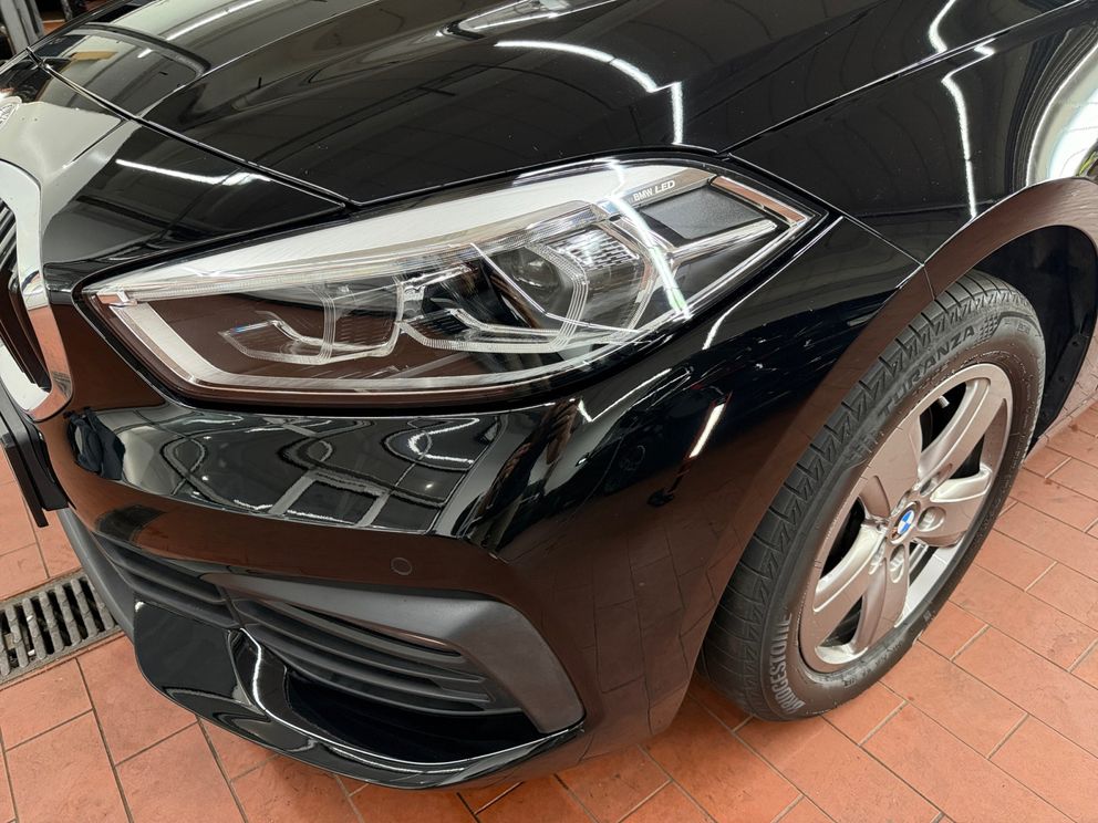 BMW 116 d Modell Advantage SHZ+LED+PDC+HUD+Navi