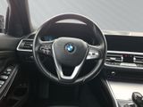 BMW 330 e touring Sport Line Panorama HiFi LC Prof