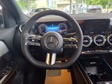MERCEDES-BENZ GLA 200 AMG NIGHT SPUR PANO AHK KAMERA PDC SHZ