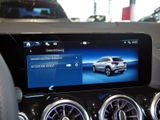 MERCEDES-BENZ GLA 200 AMG NIGHT MULTI 360 AHK DISTR KAMERA PDC
