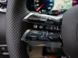 MERCEDES-BENZ GLA 200 d 4MATIC AMG NIGHT MULTI 360 AHK DISTR