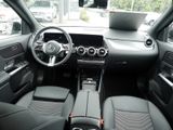 MERCEDES-BENZ GLA 200 d // PROGRESSIVE MULTI AHK DISTR KAMERA