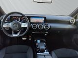 MERCEDES-BENZ A 200 AMG LIne Night Ambiente MBUX  Kamera Aut.