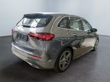 MERCEDES-BENZ B 200 // AMG MULTI KAMERA SPUR PDC SHZ