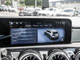 MERCEDES-BENZ A 200 AMG NIGHT SPUR PANO KAMERA PDC SHZ MULTI