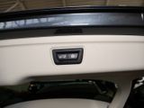 BMW 330 i touring Luxury Line DISTR PANO SPUR PDC