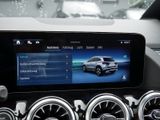 MERCEDES-BENZ GLA 250 e , AMG Navi LED Pano Kamera Spur PDC
