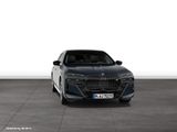 BMW M760e xDrive Limousine