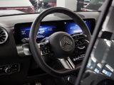 MERCEDES-BENZ EQB 300 4M , AMG NIGHT SPUR PANO STANDH KAMERA