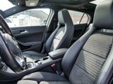 MERCEDES-BENZ GLA 250 AMG KOM AMG PANO PDC SHD SHZ