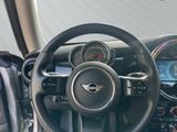 MINI Cooper Essential Trim LED Driving.Ass PDC hi. DAB