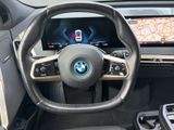 BMW iX xDrive40 Sportpaket ACC Laser Keyless H&K DAB