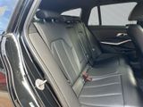 BMW 320 dA Touring LED Sportsitz HiFi Park-Assistent