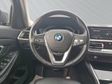 BMW 318 d Touring Sport Line LED AHK HiFi PDC