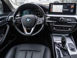 BMW 530 dxDriveTour+Panorama+Navi+HUD+StandHZG+Leder