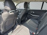 BMW 320 dA xDrive Touring Sport-Line LED+ AHK StandHZG