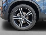 VOLVO XC40 R Design  EU6d Schiebedach+Rfk+PDC+NAVI+SHZ