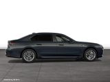 BMW M760e xDrive Limousine