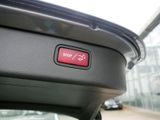 MERCEDES-BENZ C 220 T d  AVANTGARDE AHK KAMERA PANO SPUR PDC