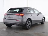 MERCEDES-BENZ A 180 d , PROGRESSIVE AHK KAMERA SPUR PDC SHZ