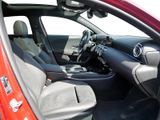 MERCEDES-BENZ A 250 e Limousine AMG NIGHT MEMO MULTI 360 AHK
