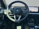 BMW iX1 30 xDrive Park-Assistent Fernlichtassistent LED Komfortzugang