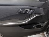 BMW 318 iTour+LED+PDCv+h+LenkradHZG+Keyless+DAB