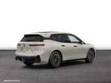 BMW iX xDrive60 