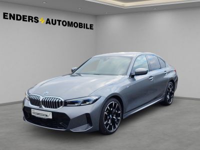 BMW 330 i xDr. M Sport 2.99% +INNOP+COMFP+HUD+19''+