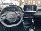 PEUGEOT e2008 Active 136