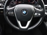 BMW 318i Touring Advantage, Anhängerkupplung, Driving Assistant