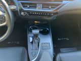 LEXUS UX 250h F-Sport Design CarPlay+NAVI+Sitzheizung