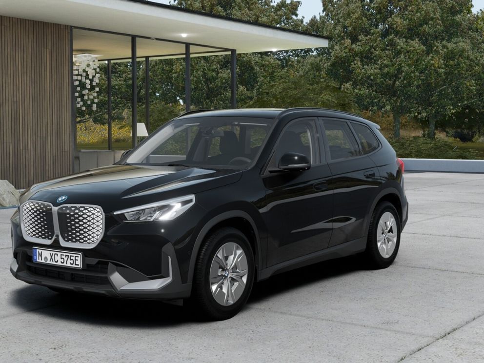 BMW iX1 eDrive20 Temp+SHZ+AppleCarplay DW 0,25%