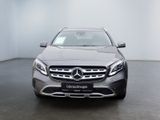 MERCEDES-BENZ GLA 180  PDC SHZ