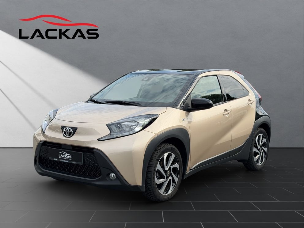 TOYOTA Aygo X Teamplayer*ALLWETTER*