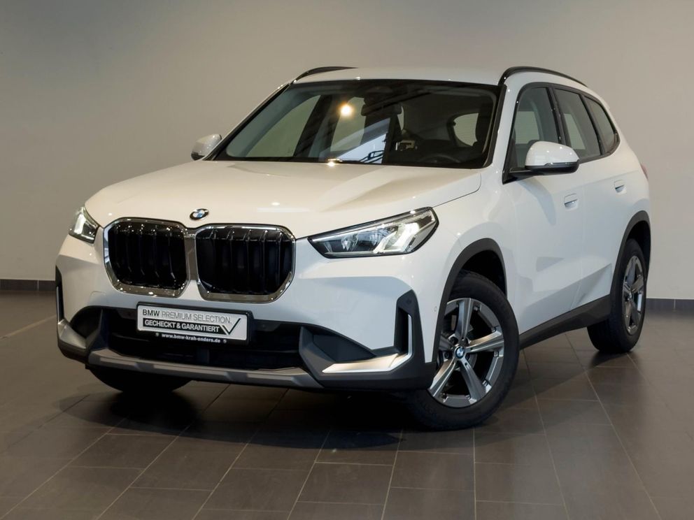 BMW X1 sDrive18i LED+SHZ+AHK+AppleCarPlay