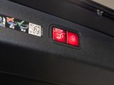 MERCEDES-BENZ E 300 e T BURM AMG DISTR SPUR PANO STANDH AHK