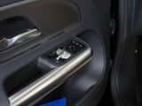 MERCEDES-BENZ GLB 250+ mit EQ Technologie PROGRESSIVE AHK PANO