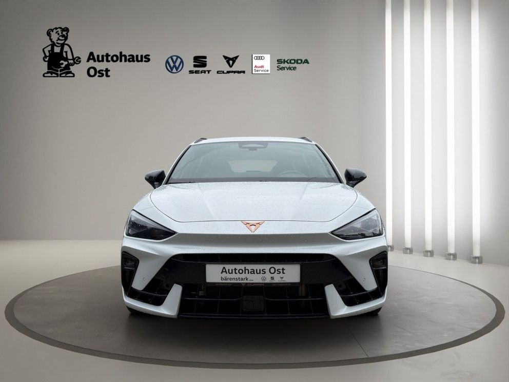 CUPRA Leon Sportstourer VZ 2.0 TSI DSG 4 Drive AHK Matrix Navi DCC Sennheiser