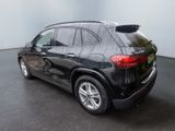 MERCEDES-BENZ GLA 180 AMG NIGHT MULTI 360 AHK DISTR KAMERA PDC