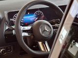 MERCEDES-BENZ GLA 200 AMG NIGHT SPUR PANO AHK KAMERA PDC SHZ