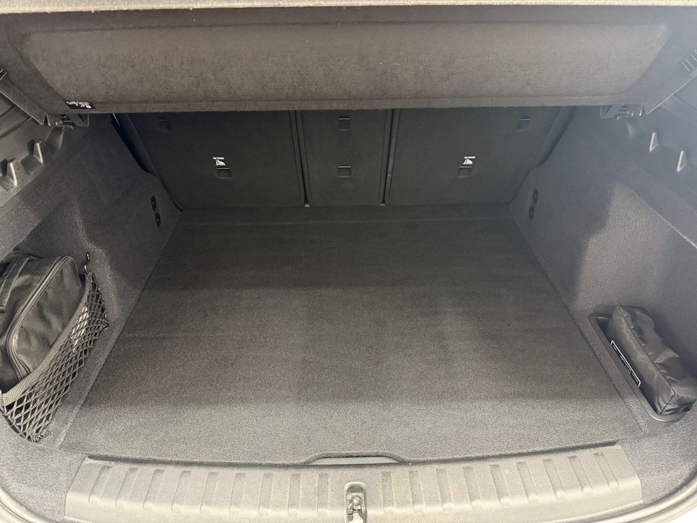 BMW X1 sDrive18d xLine SHZ+AppleCarplay+RFK+DAB