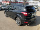 FORD Kuga ST-Line Allrad Panorama AHK-klappbar Allwetterreifen