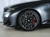 BMW M5 Panodach Driver Package Bowers&Wilkins HUd