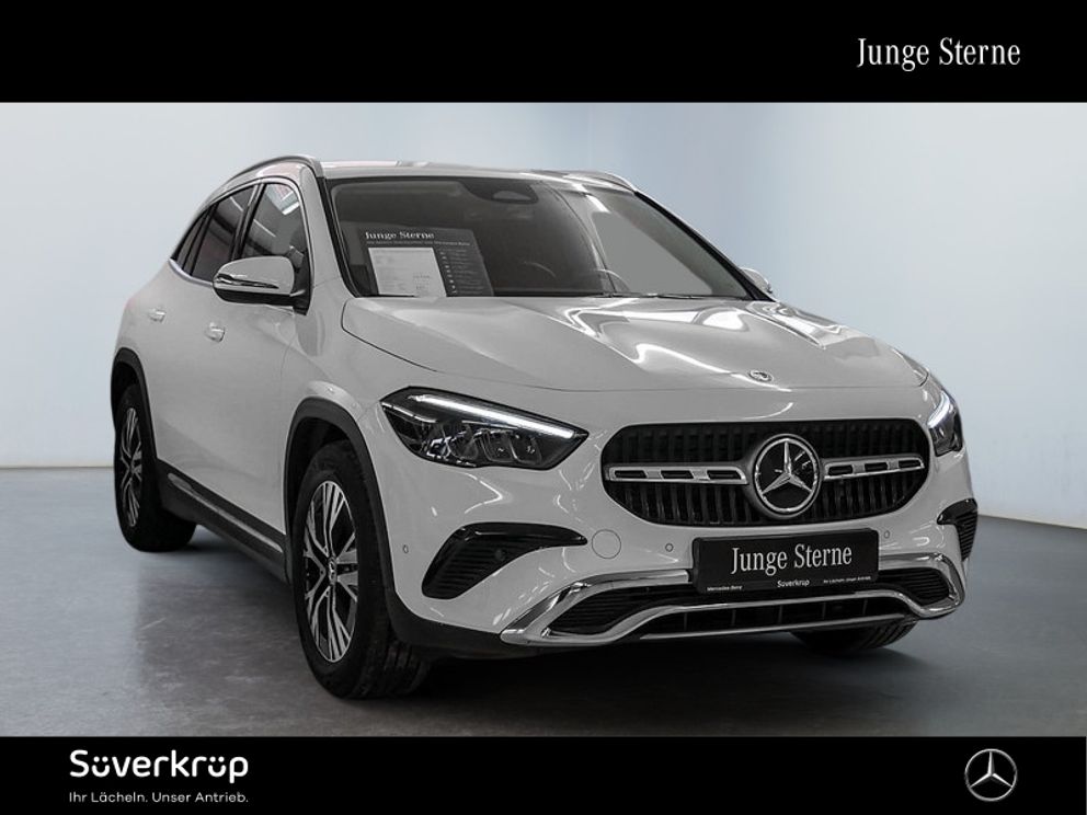 MERCEDES-BENZ GLA 180 , PROGRESSIVE KAMERA SPUR PDC SHZ