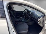 RENAULT Megane IV Play 1.2 TCE 100 Energy +Klima+LED+