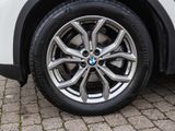 BMW X3 xdrive20dxLine+Panorama+Navi+HUD+LenkradHZG+PDC