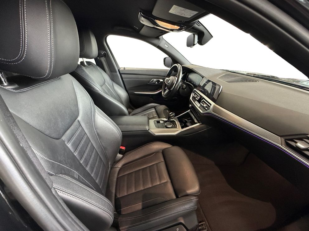 BMW 330 e Touring M Sport Laserlicht+HUD+SHZ DW 0,5%