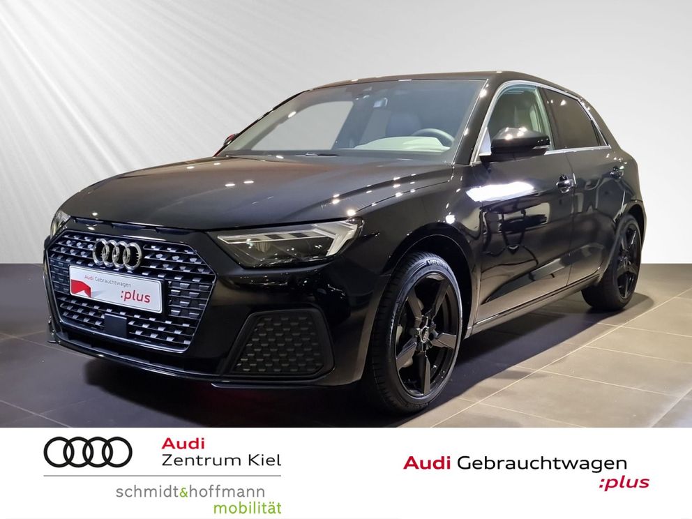 AUDI A1 Sportback 30 TFSI s-Line S-tronic LED ACC